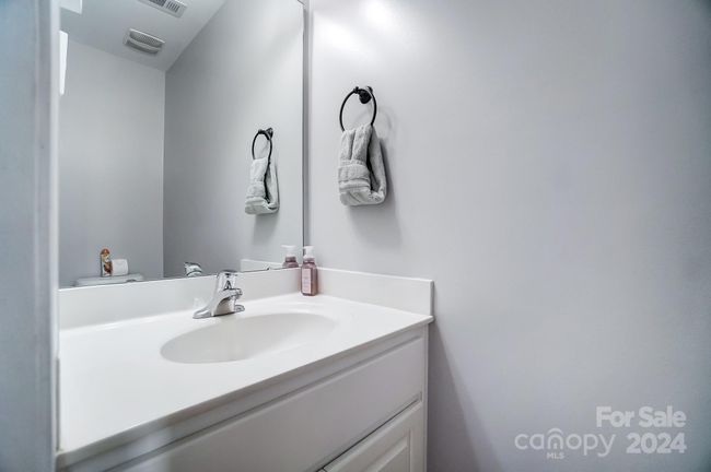 12864 Hill Pine Rd, House other with 3 bedrooms, 3 bathrooms and null parking in Midland NC | Image 17