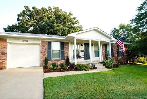 10002 Ronald Dr, Little Rock, AR, 72205-2148 | Card Image