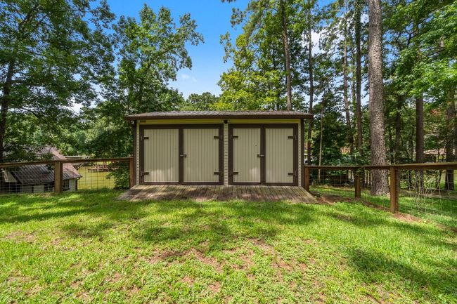 31 N Lakeview Dr, House other with 4 bedrooms, 2 bathrooms and 2 parking in Pointblank TX | Image 24