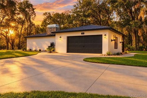 9174 N China Pink Way, Crystal River, FL, 34428-7415 | Card Image