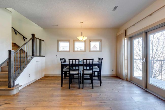 75 Cougar Ridge Landing Sw, Home with 3 bedrooms, 2 bathrooms and 2 parking in Calgary AB | Image 15