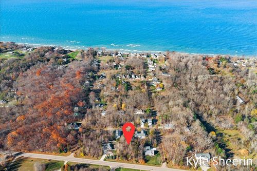 186 Sunset Dr, South Haven, MI, 49090 | Card Image