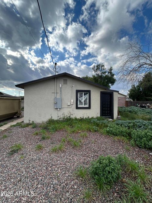 833 E Marguerite Avenue, Phoenix, AZ, 85040 | Card Image