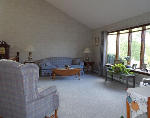 16 Southern Blvd, Rutland, VT, 05701-4532 | Card Image