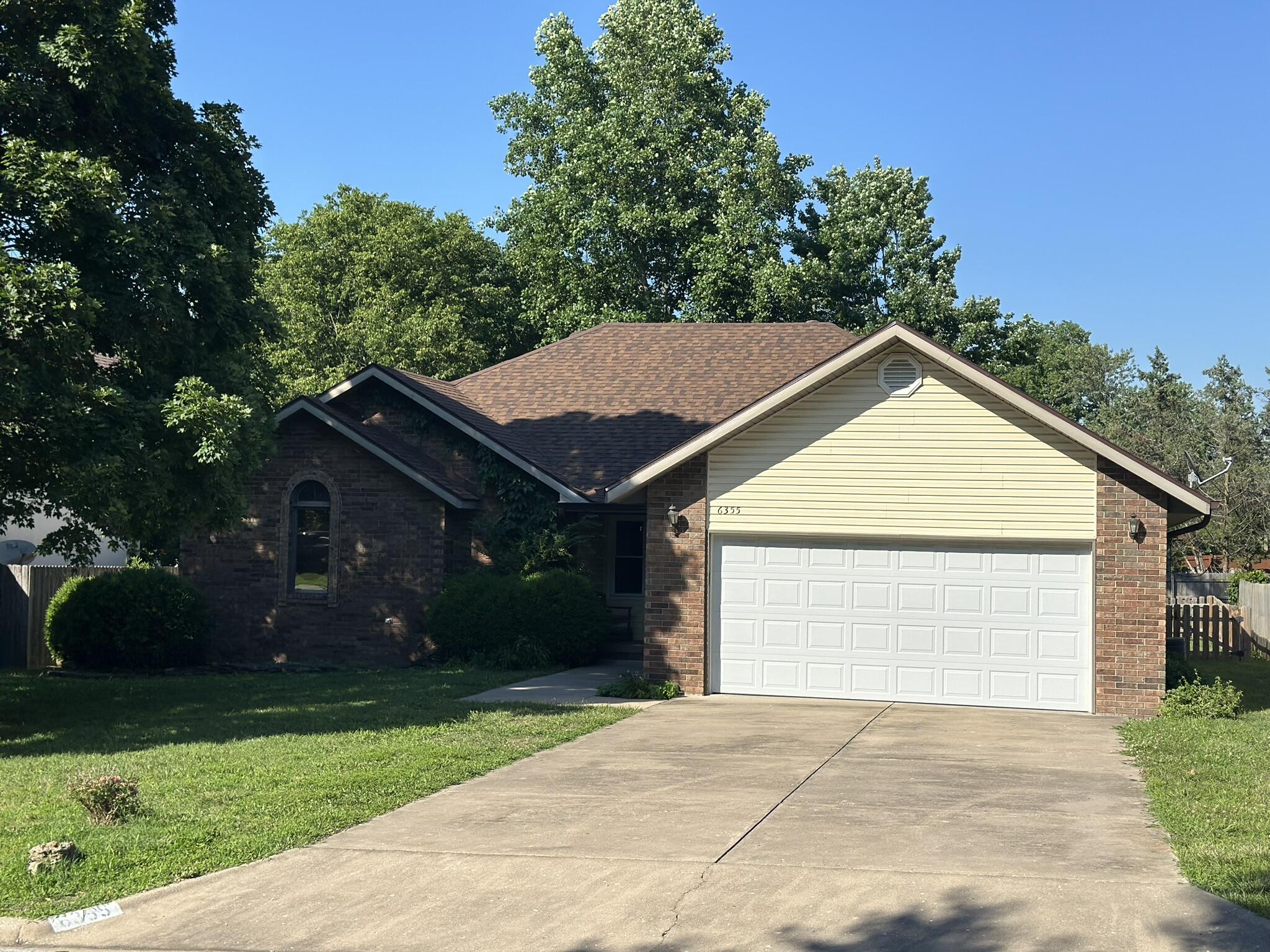 Dogwood Ct, Springfield, MO 65802