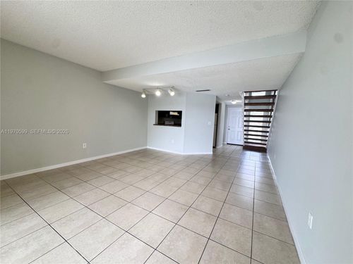 apt-173-5200 Nw 31st Ave, FORT LAUDERDALE, FL, 33309-2556 | Card Image