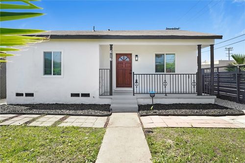 616 E 135th St, Los Angeles, CA, 90059-3518 | Card Image