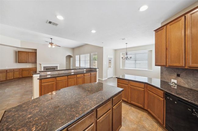 15331 Springhill Bend Ln, House other with 3 bedrooms, 3 bathrooms and 2 parking in Cypress TX | Image 15