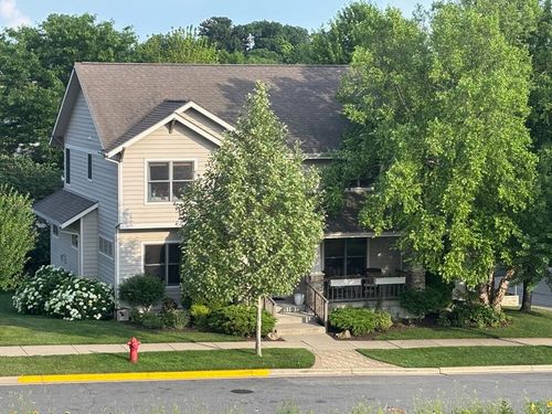 6833 Phil Lewis Way, MIDDLETON, WI, 53562-5103 | Card Image
