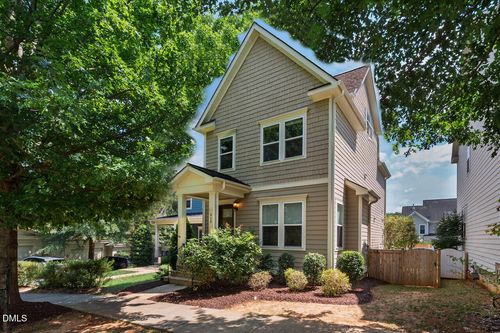 312 Della St, Chapel Hill, NC, 27516-6047 | Card Image