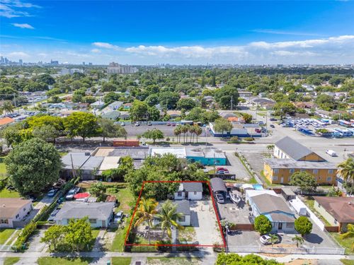 1-2960 Nw 63rd St, Miami, FL, 33147-7638 | Card Image