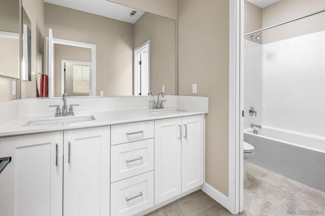 1682 Carol Lee Ln, House other with 3 bedrooms, 3 bathrooms and 4 parking in Escondido CA | Image 16