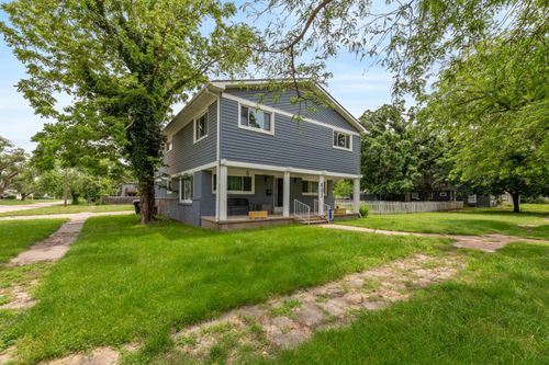402 Pine St, Halstead, KS, 67056-2219 | Card Image