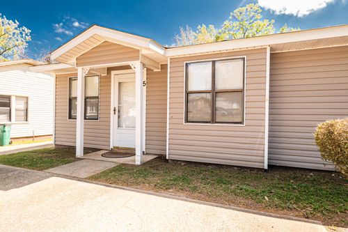 811 W Oak, El Dorado Springs, AR, 71730 | Card Image