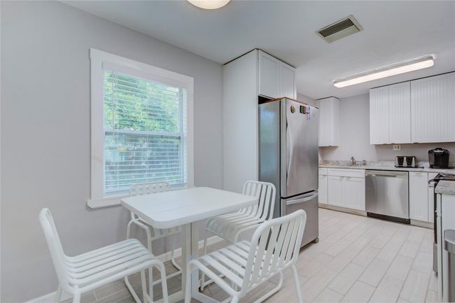 3200 W De Bazan Ave, House other with 3 bedrooms, 2 bathrooms and null parking in ST PETE BEACH FL | Image 5
