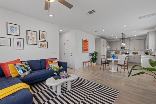 13506 Grand Central Dr, Pflugerville, TX, 78660-7073 | Card Image