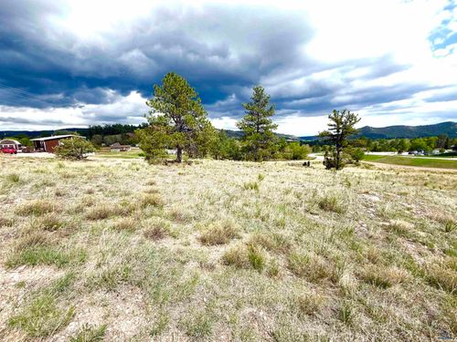 833 N 26th St, Hot Springs, SD, 57747 | Card Image