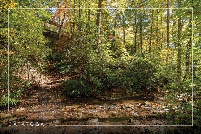 19 Indian Falls Way, House other with 3 bedrooms, 3 bathrooms and null parking in Lake Toxaway NC | Image 5