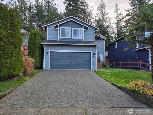 129 82nd Dr Se, Lake Stevens, WA, 98258-3385 | Card Image