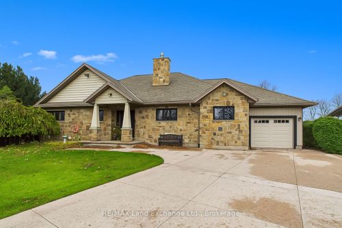 203 Campbell Cres, Kincardine, ON, N2Z1B9 | Card Image