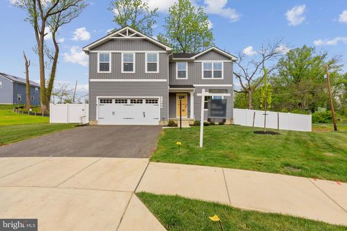 1100 Shumi Ct, CAPITOL HEIGHTS, MD, 20743-4136 | Card Image