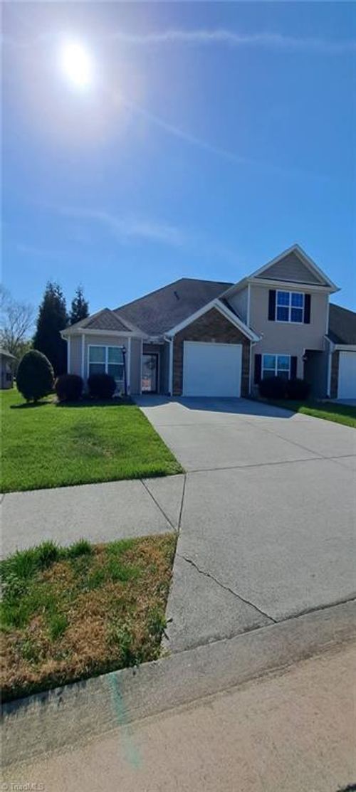 2182 Shady Stone Dr, Winston Salem, NC, 27127-5997 | Card Image
