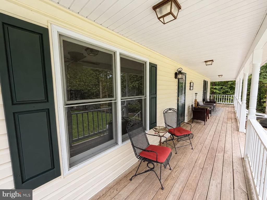 Residential in RUTHER GLEN 4