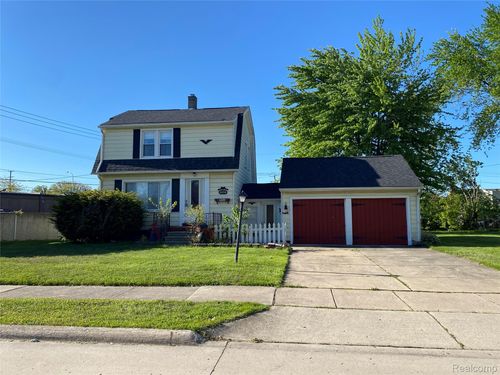 21258 Bon Heur Street, St Clair Shores, MI, 48081 | Card Image