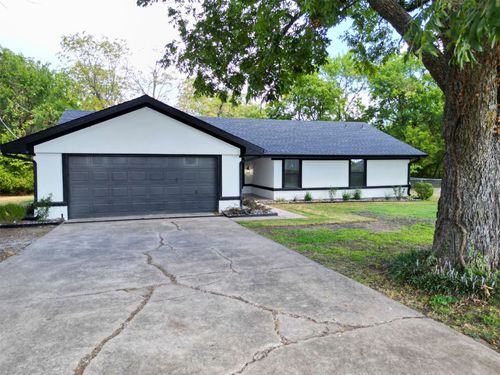 206 N Crownpoint Dr, Ada, OK, 74820-4414 | Card Image