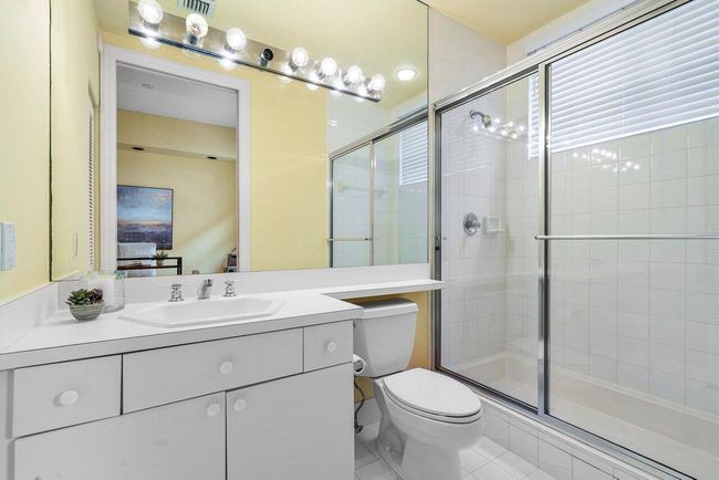 APT-804 - 2542 Coco Plum Blvd, Condo with 3 bedrooms, 3 bathrooms and null parking in Boca Raton FL | Image 20