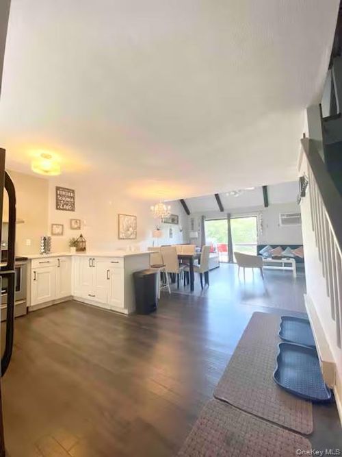 59 Slalom Way, Tannersville, PA, 18372-7991 | Card Image