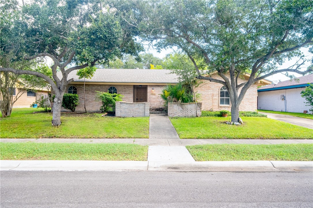 Braggs Dr, Corpus Christi, TX 78413