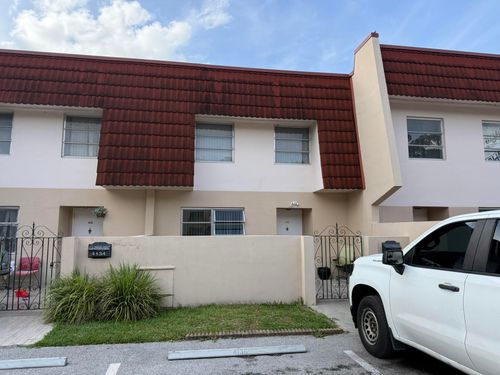 15c-4136 Inverrary Dr, Lauderhill, FL, 33319-4510 | Card Image