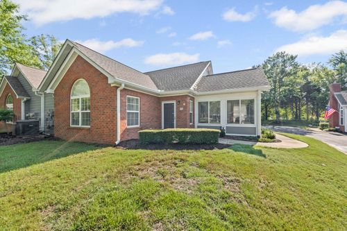 73-1061 Oak Timber Cir, Collierville, TN, 38017-8794 | Card Image