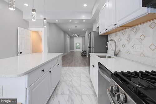 538 N Lakewood Ave, BALTIMORE, MD, 21205-2634 | Card Image