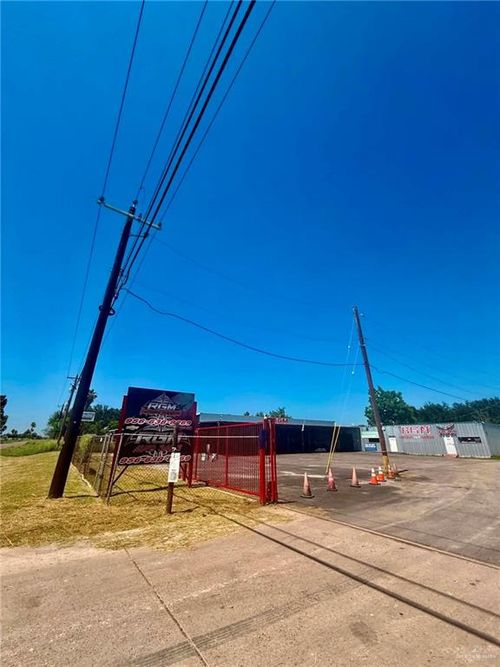 7714 N Bentsen Palm Dr, Mission, TX, 78574-4373 | Card Image