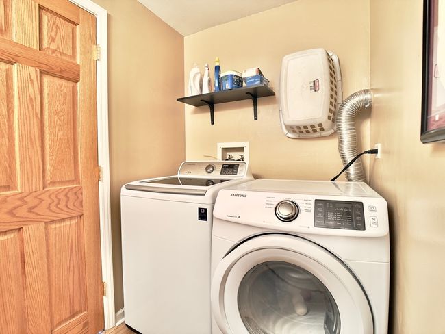 765 Woodside Dr, House other with 3 bedrooms, 2 bathrooms and 2 parking in Roselle IL | Image 22