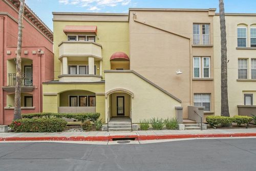 g124-1270 Cleveland Ave, San Diego, CA, 92103-3366 | Card Image