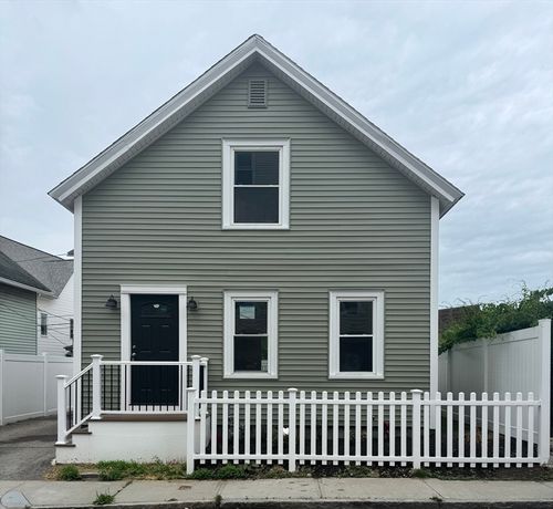 21 Lodi St, Worcester, MA, 01608-2117 | Card Image