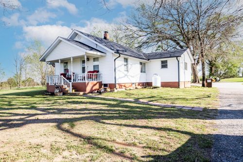 8730 E Farm Road 44, Strafford, MO, 65757-9334 | Card Image