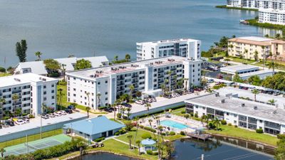 B203 - 3165 N Atlantic Avenue, Condo with 2 bedrooms, 2 bathrooms and null parking in Cocoa Beach FL | Image 1