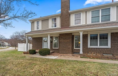 21392 E Glen Haven Cir, Northville, MI, 48167-2410 | Card Image