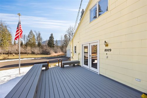 1009 3rd Avenue E, Columbia Falls, MT, 59912 | Card Image