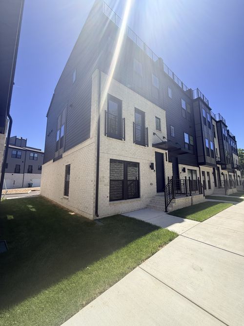 518 City Scape, Nashville, TN, 37218 | Card Image