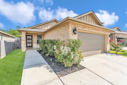 208 Charles Ridge Dr, Montgomery, TX, 77316-3340 | Card Image