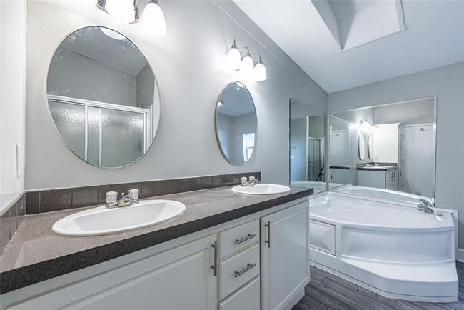 10424 Goshawk Dr, House other with 4 bedrooms, 2 bathrooms and null parking in Riverview FL | Image 18