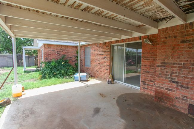 2608 E 24 Th St, House other with 3 bedrooms, 3 bathrooms and 2 parking in Big Spring TX | Image 34