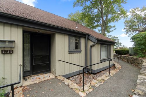 b-173 Heritage Vlg, Southbury, CT, 06488 | Card Image