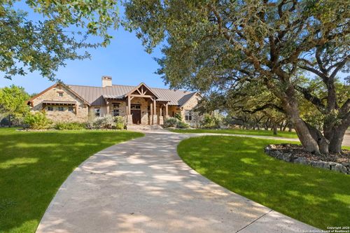 651 River Chase Dr, New Braunfels, TX, 78132-3515 | Card Image