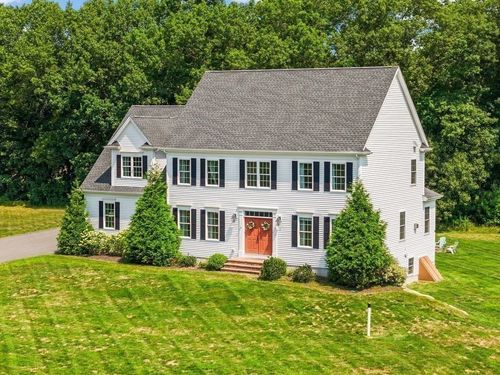 2 Hodgman Way, Plainville, MA, 02762-1824 | Card Image